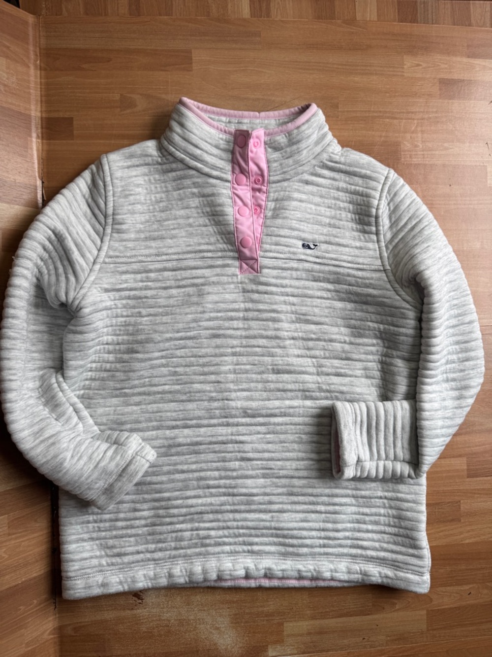 Vineyard Vines quilted snap pullover sweatshirt, quilted , size 10/12 gray/pink